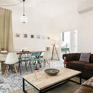 In Downtown - Vintage Apartment